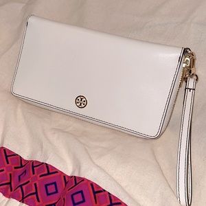 Tory Burch New Ivory Parker Zip Continental Wallet